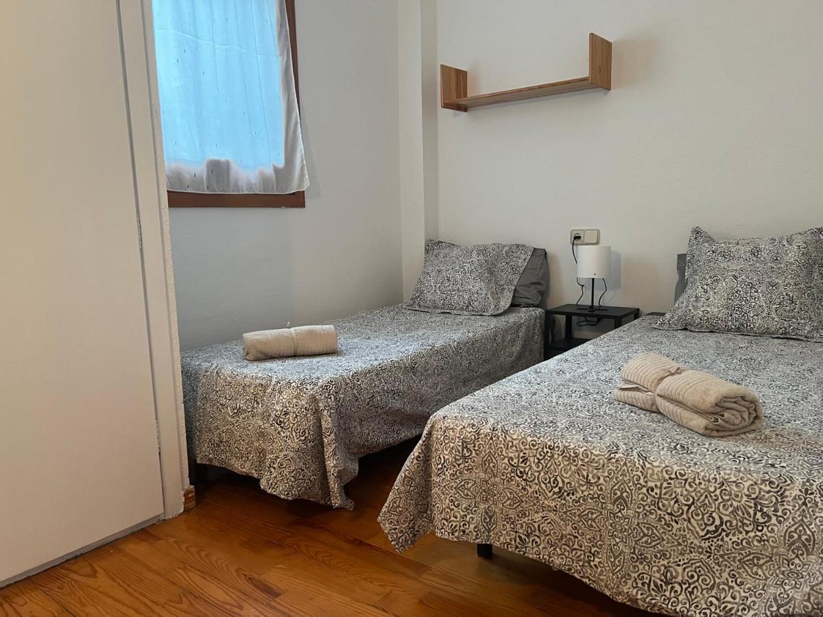 Precioso Duplex En Puigcerda Con Plaza De Parking Puigcerdà Exterior foto