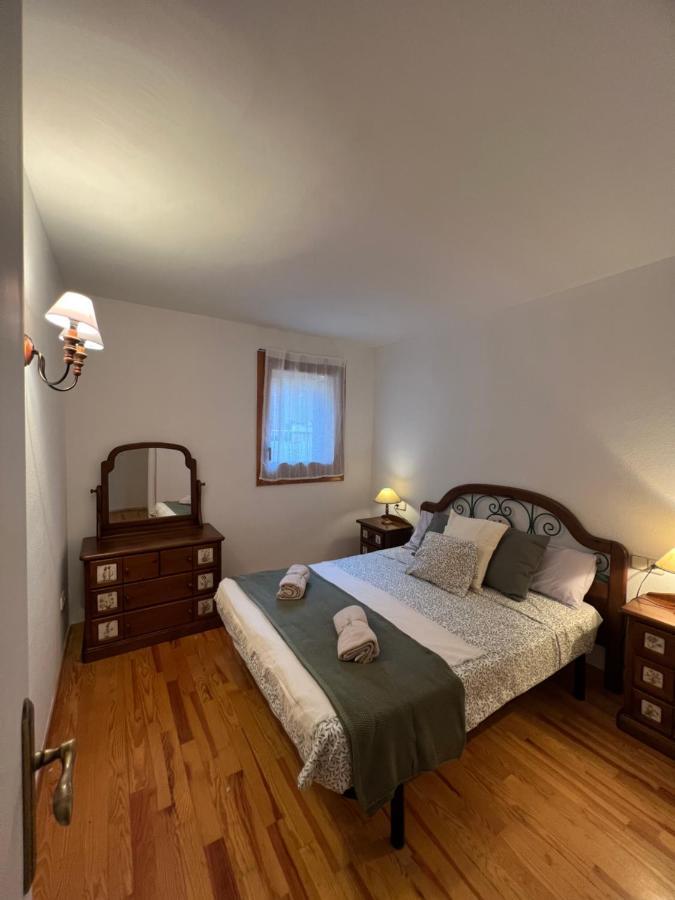 Precioso Duplex En Puigcerda Con Plaza De Parking Puigcerdà Exterior foto