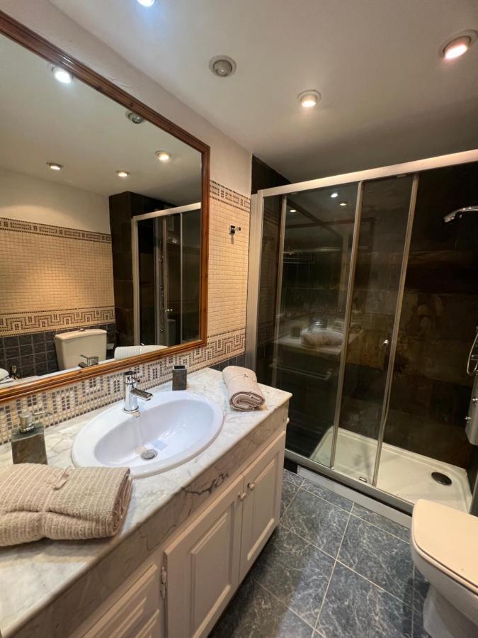 Precioso Duplex En Puigcerda Con Plaza De Parking Puigcerdà Exterior foto