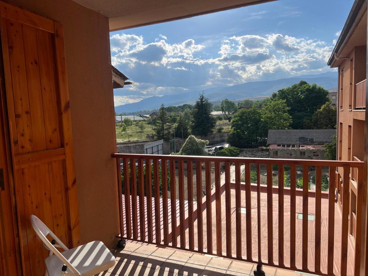 Precioso Duplex En Puigcerda Con Plaza De Parking Puigcerdà Exterior foto